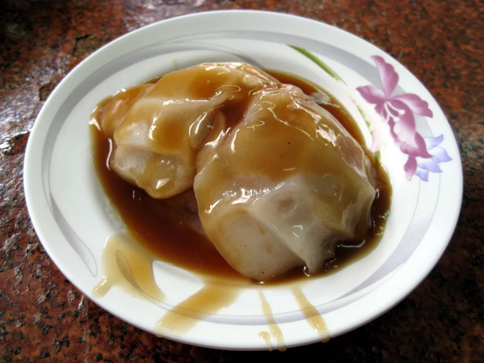 บะหว่านจางฮว่าแป้งใส ไส้หมูหน่อไม้ ราดซอสเงา