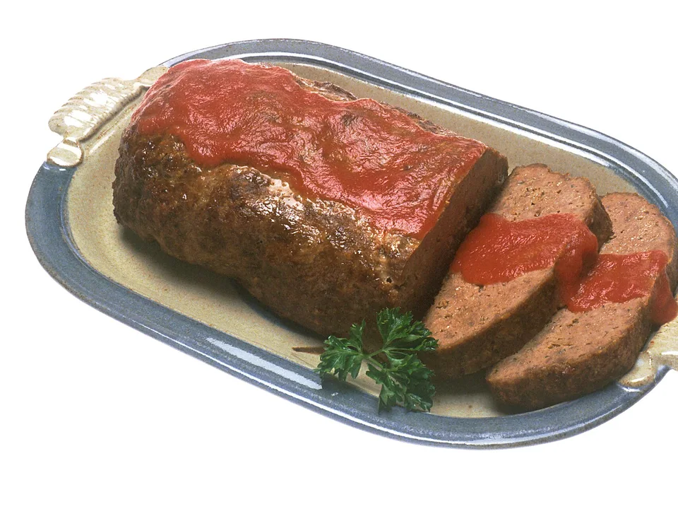 토마토 글레이즈 클래식 미트로프 두꺼운 조각